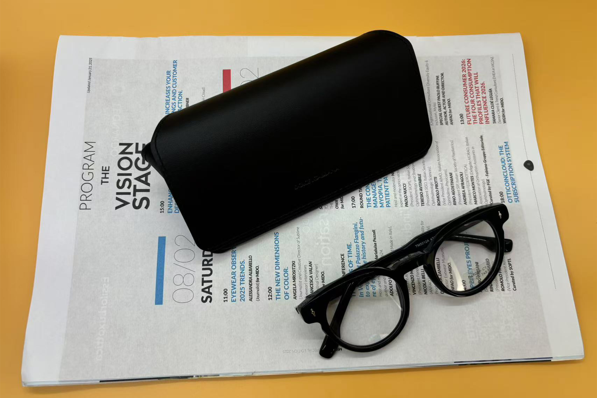 Luxury Leather Soft Eyeglass Case - Stylish & Protective