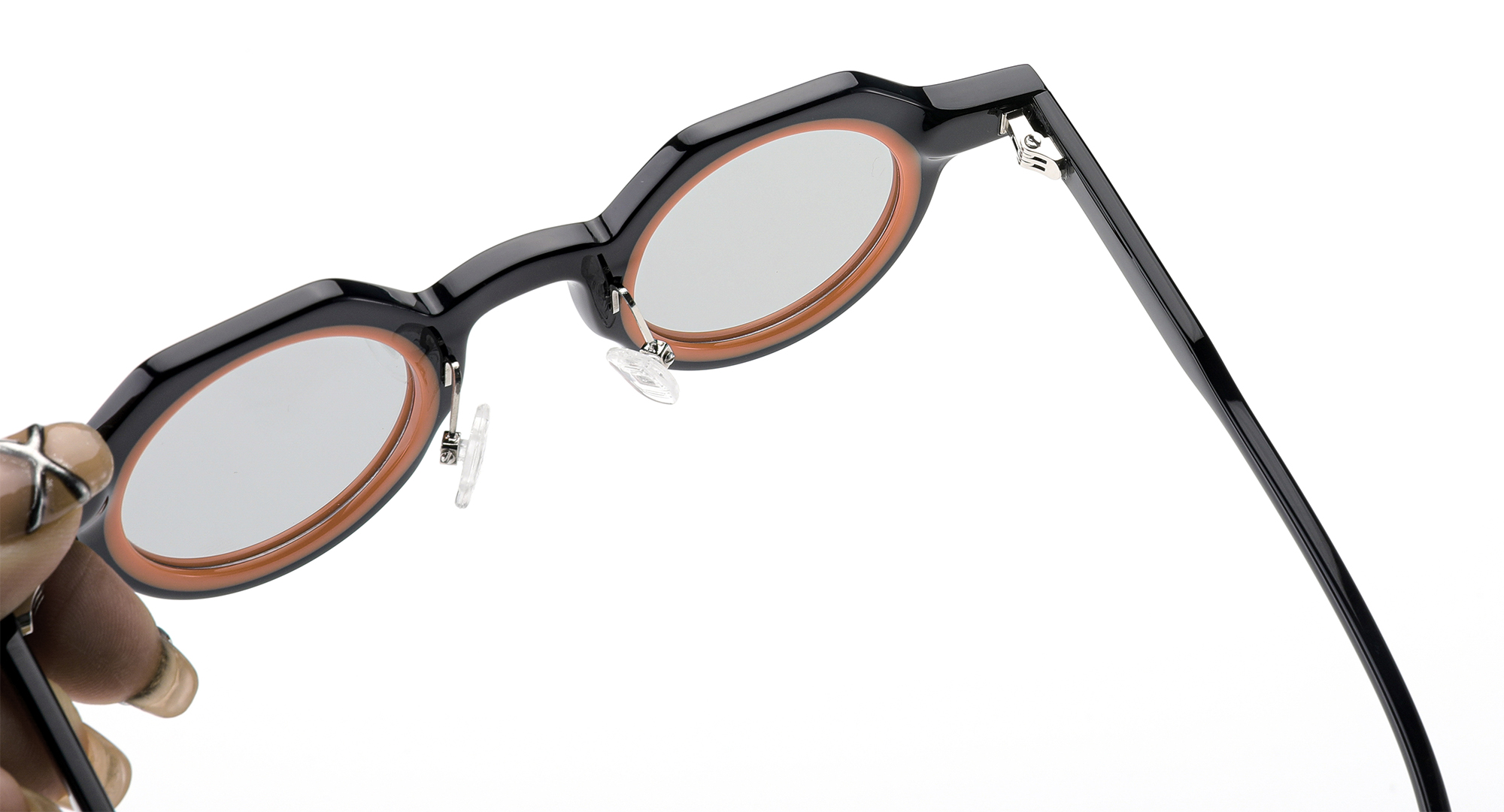 Retro-Modern Round Layered Acetate Sunglasses With Nose Pads Retro-Modern Round Layered Acetate Sunglasses With Nose Pads